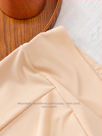 Női seamless capri rövidnadrág ice silk anyagból, dupla védőréteggel