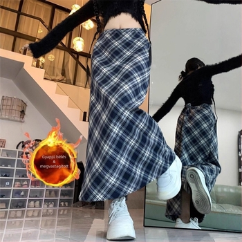 Plusz méretű kockás fleece-betétes vastagított magas derékú A-vonalú középméretű szoknya, őszi-téli retro stílus