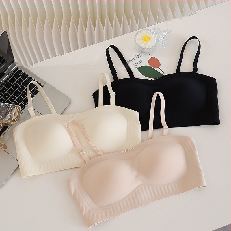 Bandeau melltartó Push-Up, vékony formázott kosarak, teljes kosár, levehető dupla vállpántok, hátoldali négy sor zár