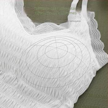 Francia stílusú csipkés pliszírozott topp váll nélküli, rövid fazon, seamless, 92% nylon, nőknek