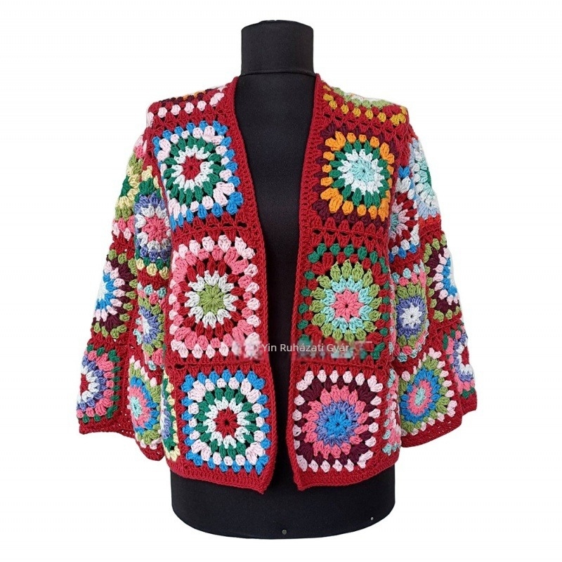 Női kabát kézzel horgolt bohem stílusú, négyzetes mintázat, hosszú ujjú, egyedi készítés