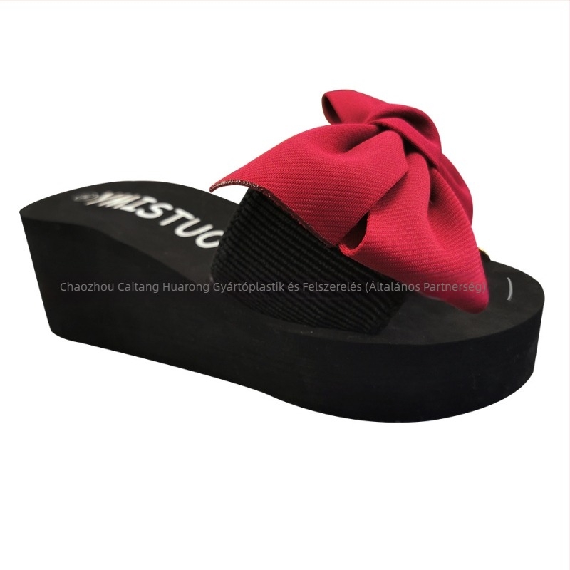 Thong szandál klínnel, EVA felsőrész, gumírozott talp, 3–5 cm sarokmagasság, csúszásmentes