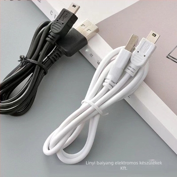 Mini USB adatkábel trapézporttal, univerzális MP3 lejátszókhoz, autórádiókhoz és dash cam-ekhez; szilikon anyag, egyrészes csatlakozó, jellemző 3410430, maximális kimenet 1