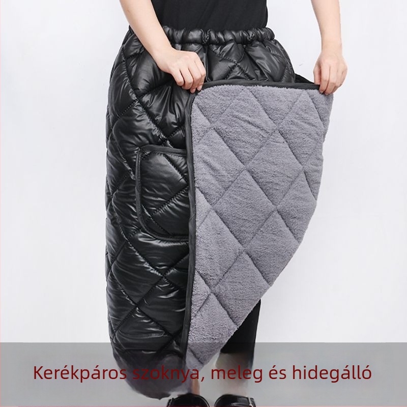 Szélvédett térdvédő szoknya elektromos kerékpárhoz; műanyag kivitel, vízálló, logónyomás lehetséges