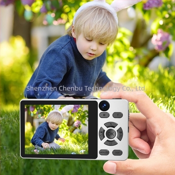 Dígital kamera diákoknak és gyerekeknek: 4K videó, selfie mód, 2.8 hüvelykes LCD, TF-kártya foglalat, fém ház. Modell A61_