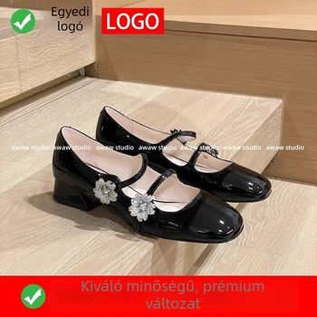 Női Mary Jane cipő, négyzetes orrú, lakkozott bőr, virág alakú köves csat, alacsony, széles sarok, zárás csattal, mindennapi lábbeli