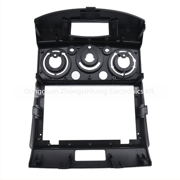 Android navigációs keret Ford Ranger / Mazda BT-50-hez — ABS+PC, kompatibil a 2006–2011-es modellekkel, súly 0,7 kg
