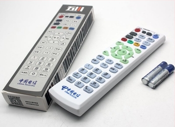 Wuchuan Telecom Universal IPTV set-top boxhoz tartozó távirányító, modell Telecom Universal, 15 m hatótávolság