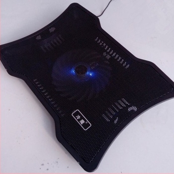 Notebook radiátor M5/S1 – levegő hűtés, 1 ventilátor, műanyag ház, tömeg 0.65 kg