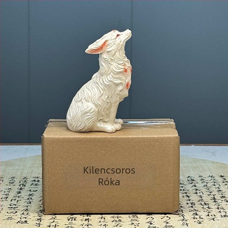 Rókadíszfigura, kilencfarkú róka, gyanta anyagból, karikatúra stílusú szobor erkélyre és kertbe, gyanta kézműves, karton csomagolás