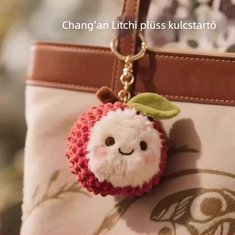 Plüss baba – Liči-Yangmei gyümölcs-karakter, PP pamut töltet, textil plüss, életkor 15-35