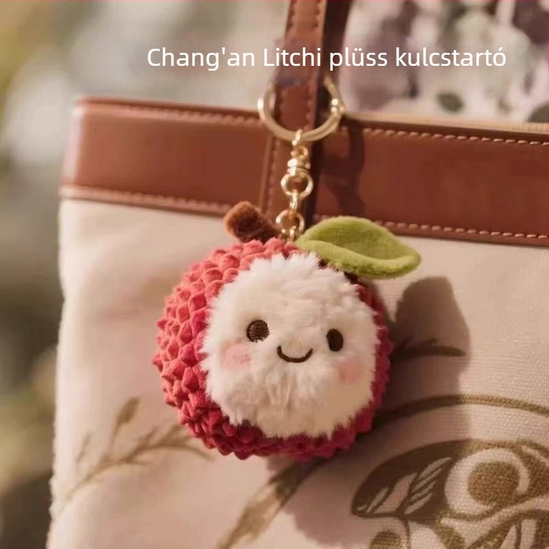 Plüss baba – Liči-Yangmei gyümölcs-karakter, PP pamut töltet, textil plüss, életkor 15-35