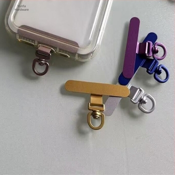 Mobiltelefon medál, fémből készült klipsz, 360° forgatás, geometriai forma, uniszex stílus