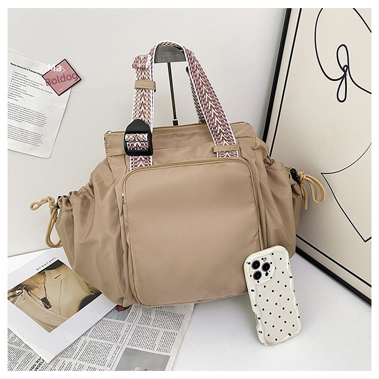 Átalakítható utazási tote-hátizsák, nagy kapacitású, puha héj, Oxford anyag, cipzáras nyitás, belső cipzáras zseb, dupla vállpánt