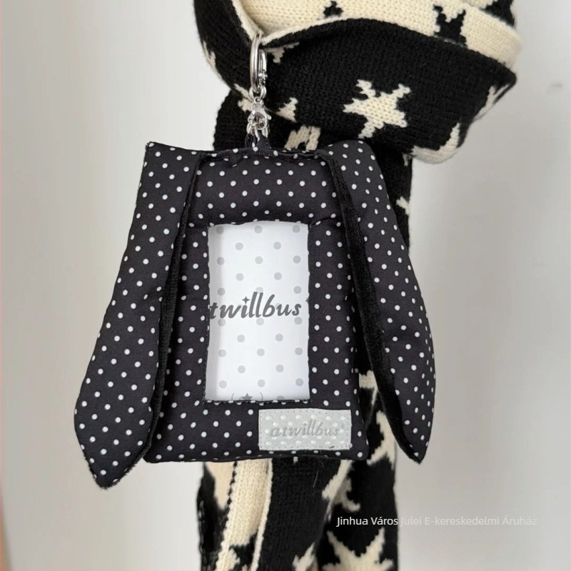 Koreai stílusú nyuszifülös kártyatartó, pöttyös mintával, aranyos albummedállal