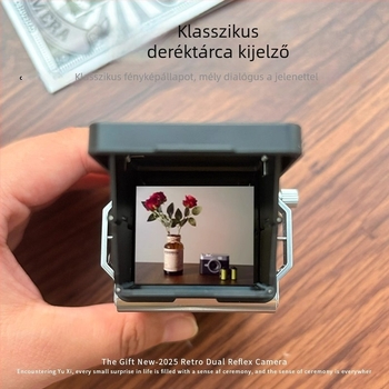 Retro CCD kamera – 68 MP, optikai zoom 3x, digitális zoom 3x, széles látószögű objektív, SD kártya tárhely