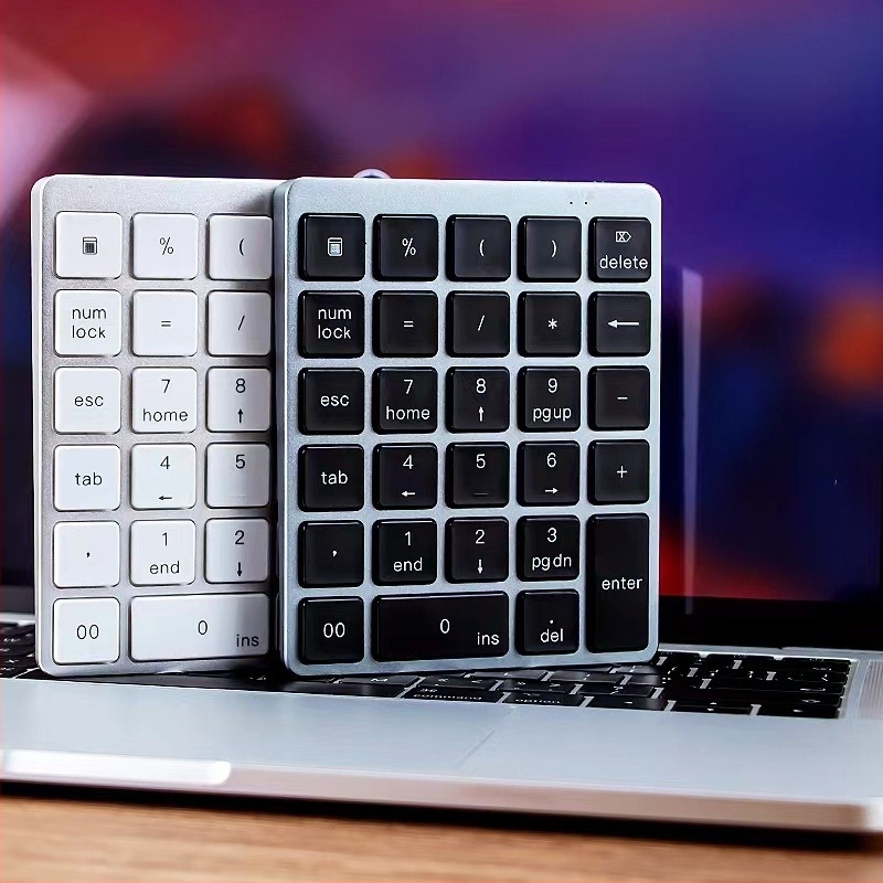 N960 Ultra-vékony alumínium ötvözet Bluetooth numerikus billentyűzet, 28 billentyű, hordozható, háttérvilágítás nélkül