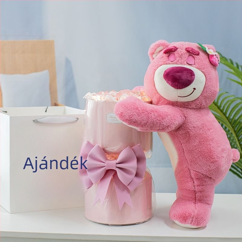 Szappanvirágból készült virágcsokor Strawberry Bear maci baba – rózsaváltozatú, rajzfilmszerű ajándék barátnőnek