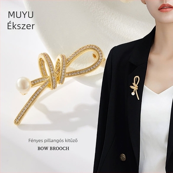 Rézből készült bros, szalagcsomó mintázat, mikro pavé cirkónium, édesvízi gyöngy dísz, nőknek