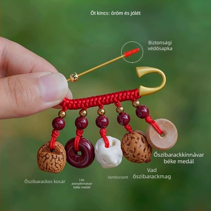 Fából készült etno-retro kitűző – kettős használat, uniszex