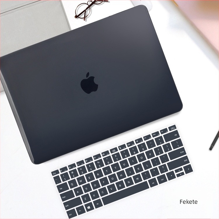 MacBook Pro 16 hüvelykes és MacBook Air 13 hüvelykes védőtok – műanyag és szilikon burkolat