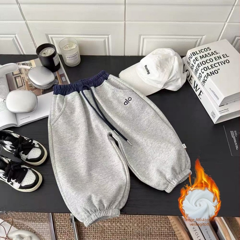 Gyerekeknek pamutból bélelt casual nadrág, középmagas derekú, betűs mintával, téli szezon, 3–8 éveseknek