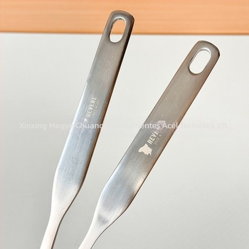 REVERE Rozsdamentes acél kanál- és spatula készlet – 304 rozsdamentes acélból, modern minimál stílus, hőálló, kompatibilis nem tapadó serpenyőkkel