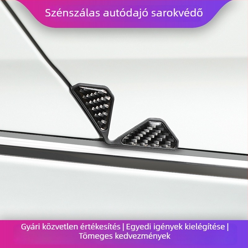 Szénszálas autó ajtó sarki védőelem, anti-ütközés és karcolás elleni, dekoratív matrica (4,5 × 4,5 × 6 cm)