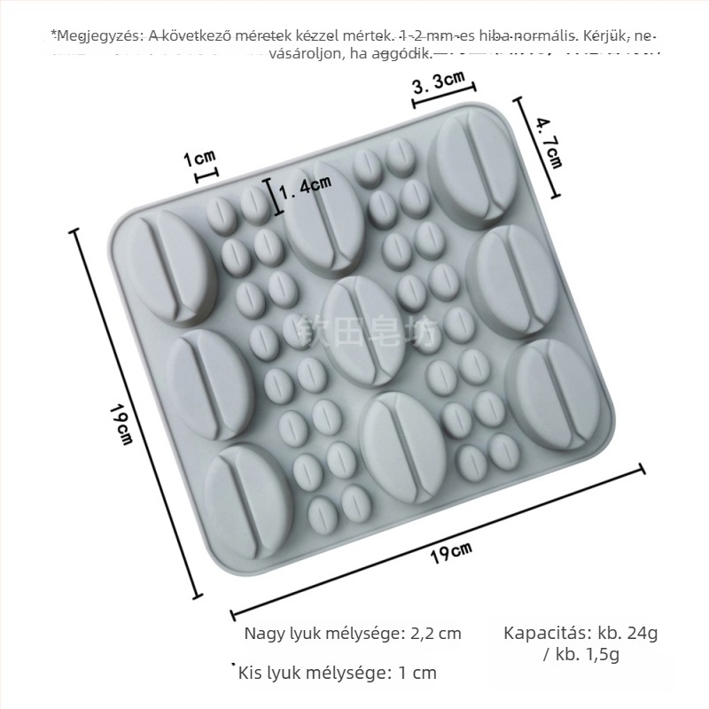 Szilikonból készült szív alakú sütőforma tortákhoz, pudinghoz és zseléhez; alkalmas szappankészítéshez is.