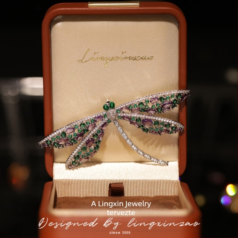 Női Dragonfly brooch gradient színű – művészi és luxus öltönykiegészítő