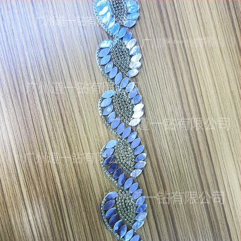 DIY strasszkő kiegészítők ruhákhoz, forró ragasztóval, kézzel készített, Totem mintával, iroda-stílus