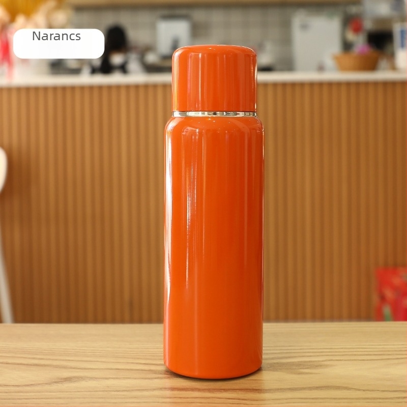 316 rozsdamentes acél belső, 201 rozsdamentes acél külső, vákuum szigetelés 6–12 óra, intelligens hőmérséklet-kijelző, testreszabható logó