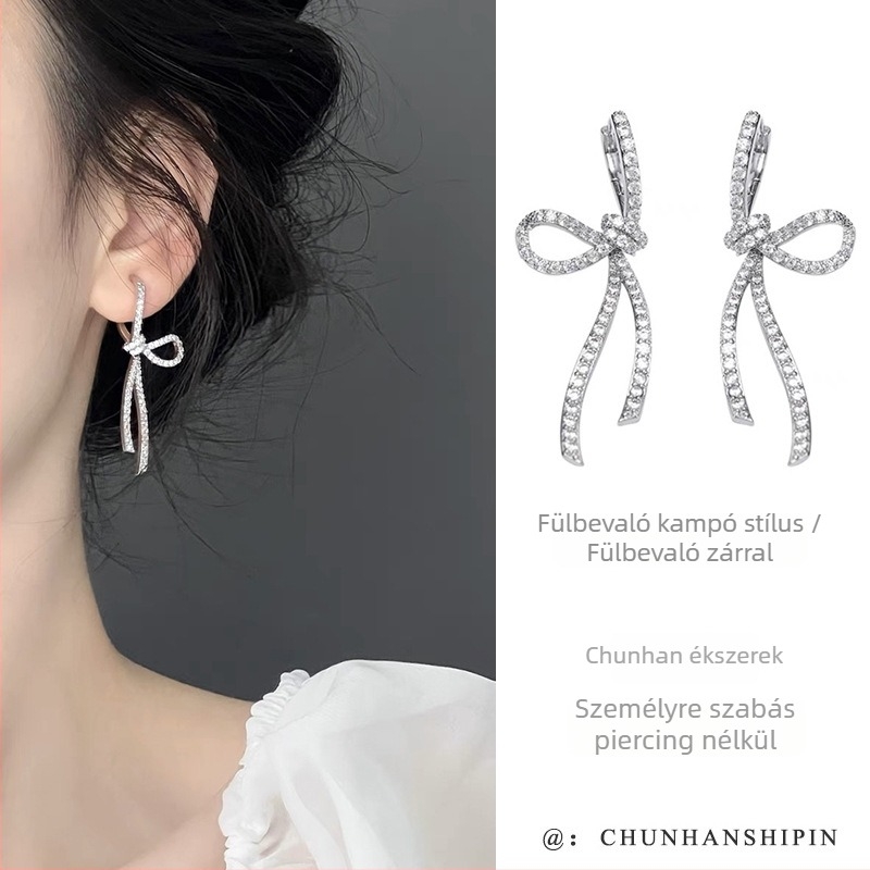 Réz fülklipsz masni formájú, cirkónium köves, francia stílusú, füllyuk nélküli
