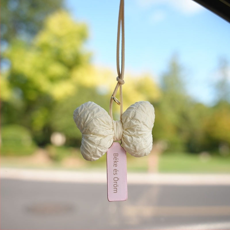 Autómedál – textil anyag, egyszerű stílus, belső dekoráció