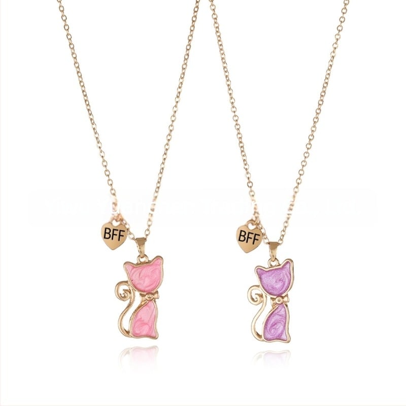 Gyerekeknek készült ötvözetből készült nyaklánc és fülbevaló készlet, csepp olajos felülettel, figurás motívummal