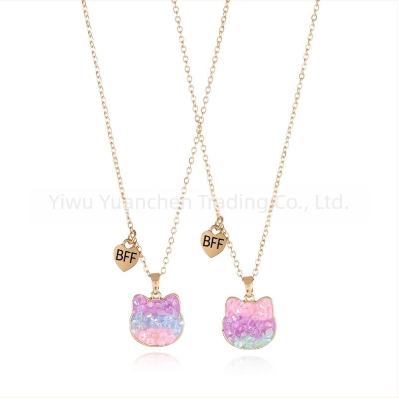 Gyerekeknek készült ötvözetből készült nyaklánc és fülbevaló készlet, csepp olajos felülettel, figurás motívummal