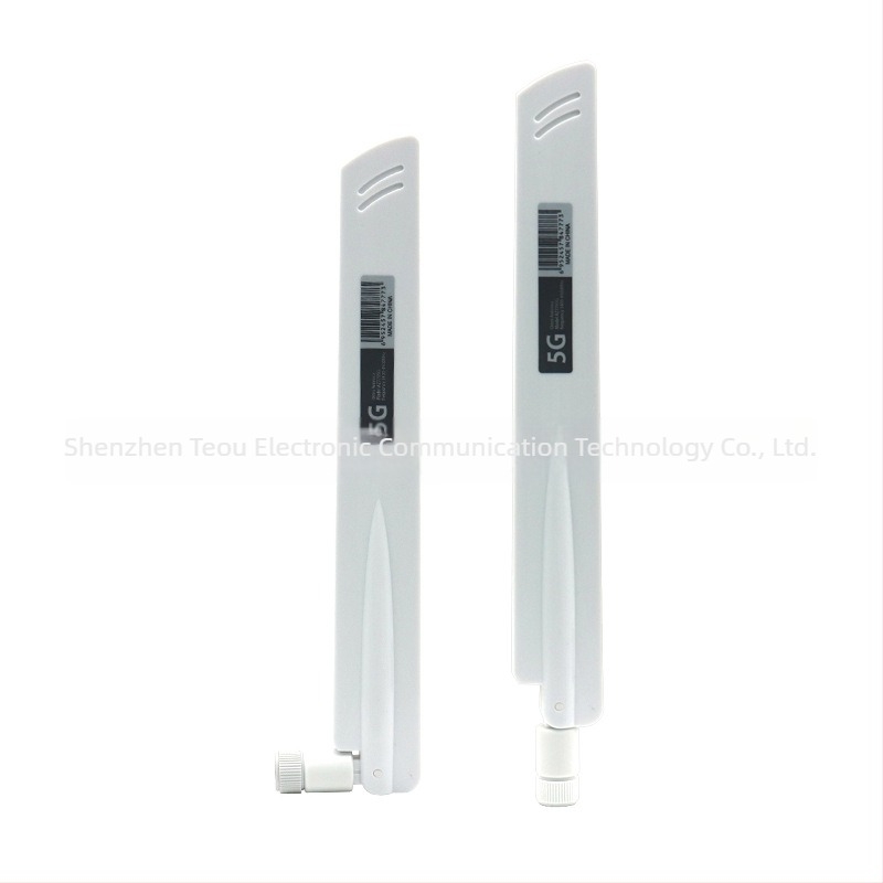 5G külső rúd antenna propeller alakú, teljes sávú 5G/4G LTE, nyereség 18, impedancia 50 Ω, SWR ≤ 1,3
