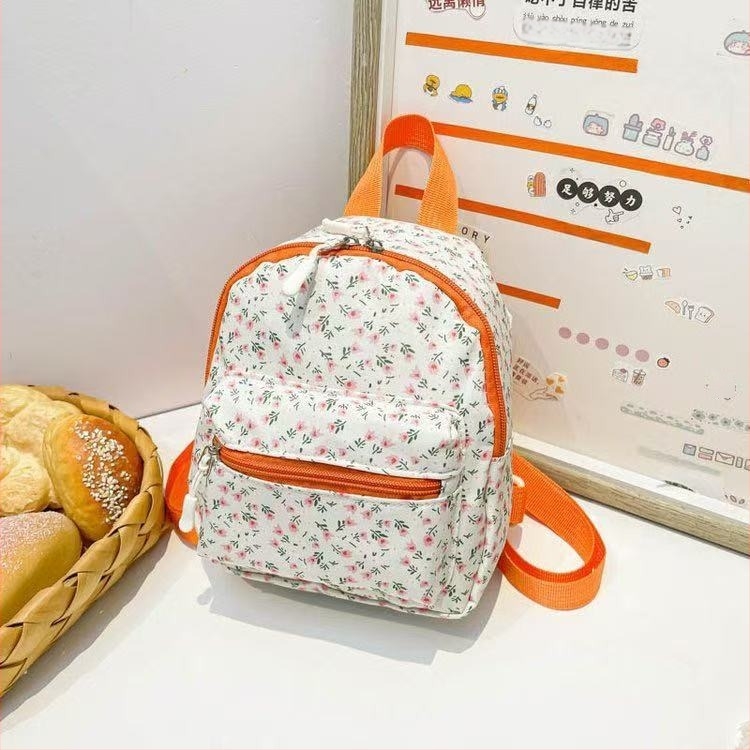 Japán stílusú mini hátizsák virágos mintával, vászonból, kapacitás 20 L alatt, laptopod akár 8 hüvelykig fér, légpárnás vállpántok