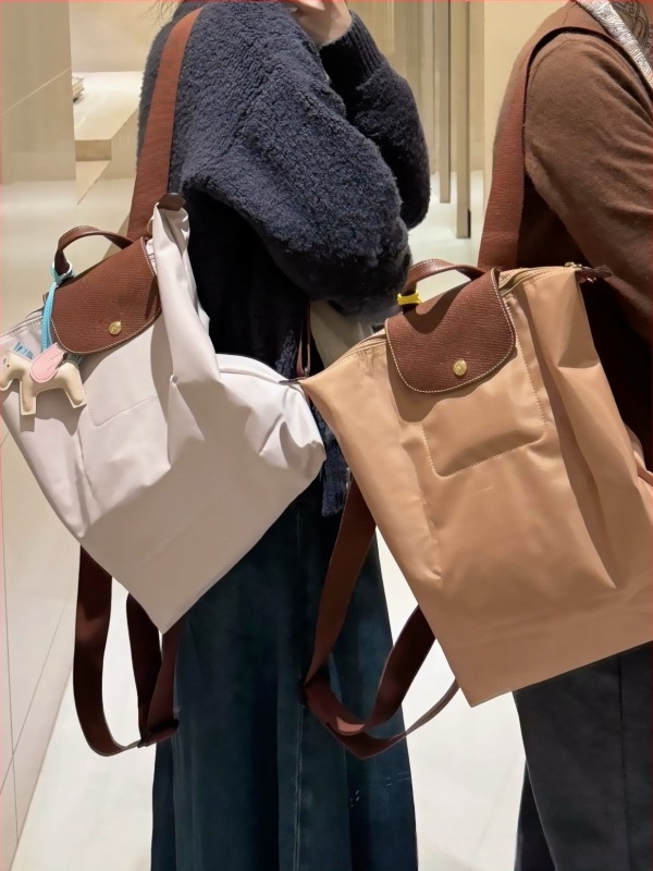 Uniszex nylon vízálló hátizsák, 36–55 L kapacitás, kompatibilis 15 hüvelykes laptophoz