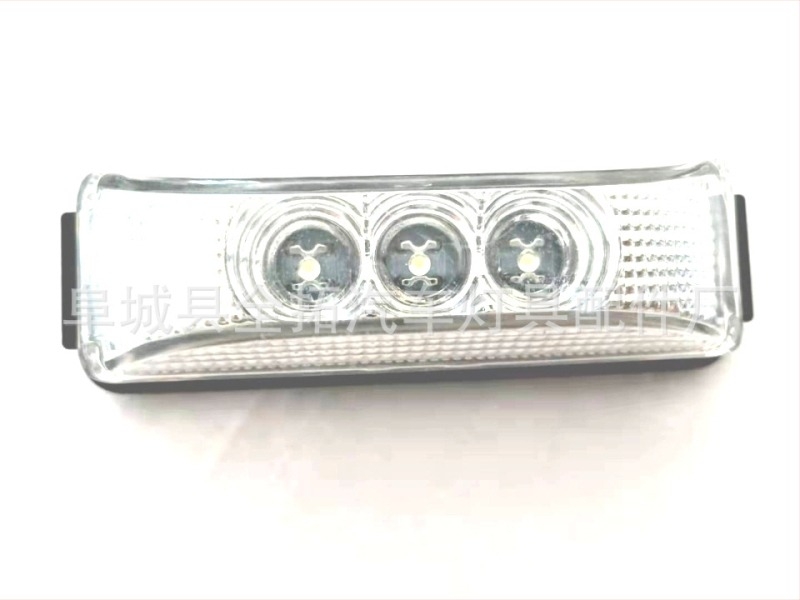 Sellő-sorozatú 3-LED trapéz alakú oldalsó fény kamionokhoz, LED, 12/24V, univerzális, Alkatrész SRY-004