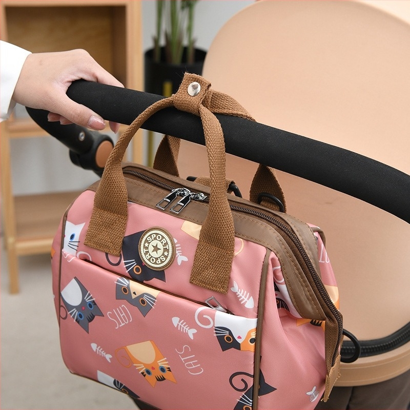 Anyuka crossbody táska gyerekekkel – Oxford vászon, állatmintás, belső nylon bélés, légáteresztő, vízálló