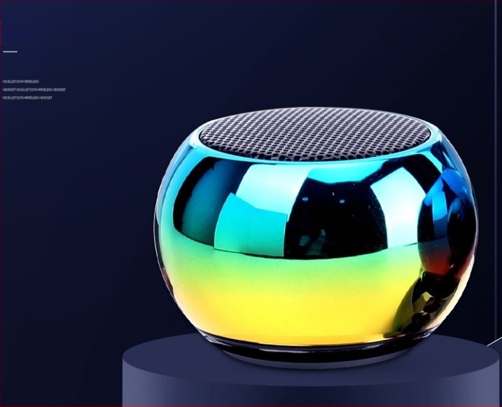 Jin Miao Mini Bluetooth Hangszóró M3 - IPX7 vízálló, 5W teljesítmény, Bluetooth 5.0, frekvencia-tartomány 100 Hz–20 kHz, beépített 300–500 mAh akkumulátor