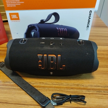 Hordozható Bluetooth hangszóró beépített mélysugárzóval, IPX7 vízálló, 40W, Bluetooth 5.3, 20Hz-20kHz, 2000-4000mAh akkumulátor