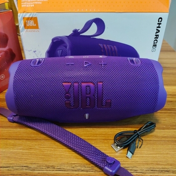 Hordozható Bluetooth hangszóró beépített mélysugárzóval, IPX7 vízálló, 40W, Bluetooth 5.3, 20Hz-20kHz, 2000-4000mAh akkumulátor