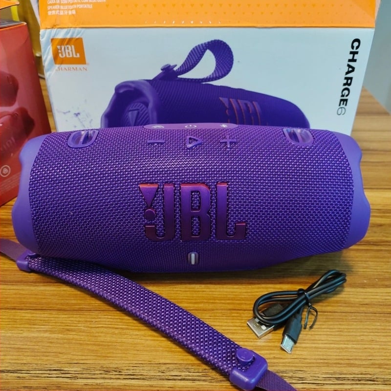 Hordozható Bluetooth hangszóró beépített mélysugárzóval, IPX7 vízálló, 40W, Bluetooth 5.3, 20Hz-20kHz, 2000-4000mAh akkumulátor
