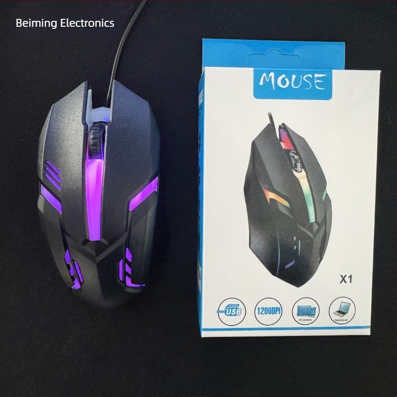 Játékbillentyűzet és egér szett RGB háttérvilágítással, vezetékes USB csatlakozás, több mint 98 billentyű, csuklótámasz