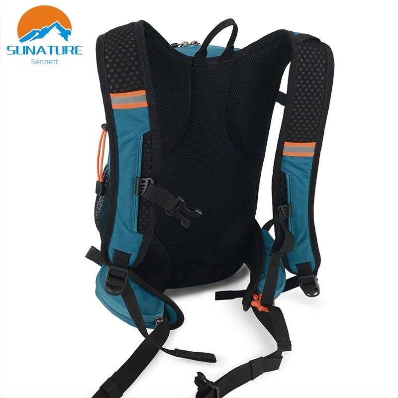 SUNRUNNER túrahátizsák – könnyű, lélegző, vízálló, száraz-nedves elválasztás, éjszakai láthatóságért visszaverő elemek