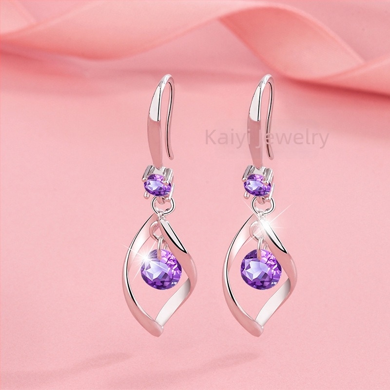 Forgó fülbevaló réz alapú, csepp alakú, aranyozott mesterséges kövek, elektroplatolás, egyszerű női stílus