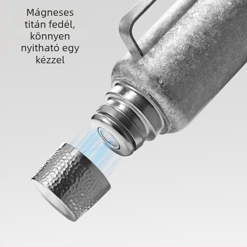 Tiszta titán termosz vákuum-szigeteltséggel, mechanikus hőmérővel, tea rekesszel és pop-up fedéllel.