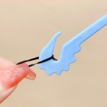 Kutyák hajdísze – kis gyanta hajgumi, lazító stílus (anyag: gyanta; stílus: lazító; eredet: más; márka: más)